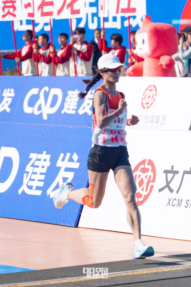 战是最佳的装备测评球盟会网页登录实(图12)