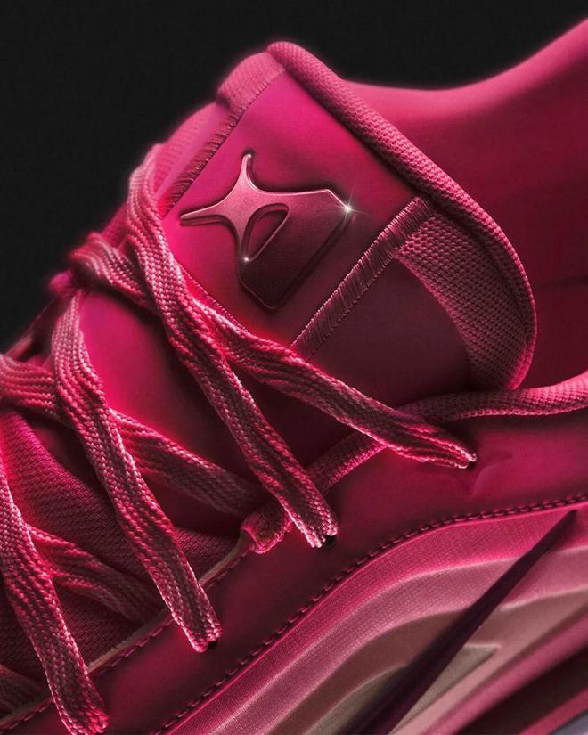 鞋」突然发布！搭载「全新缓震科技」！球盟会登录平台入口Nike「巨星签名(图3)