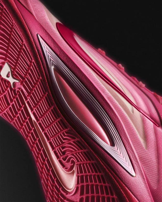 鞋」突然发布！搭载「全新缓震科技」！球盟会登录平台入口Nike「巨星签名(图6)